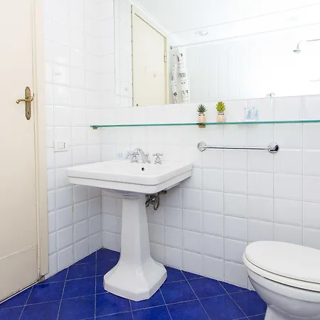 Augustus Terrace Deluxe