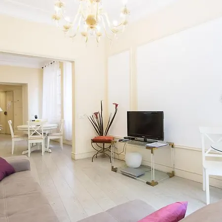 Augustus Terrace Deluxe Apartman *